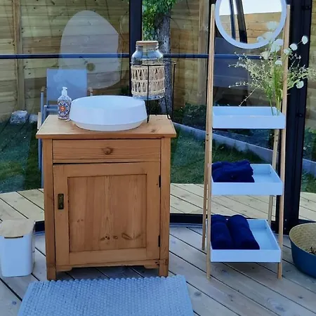 Luxury tent Au Clair De Ma Bulle Marche-en-Famenne