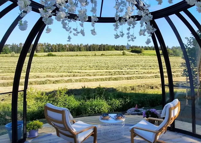 Campismo de Luxo Au Clair De Ma Bulle Marche-en-Famenne