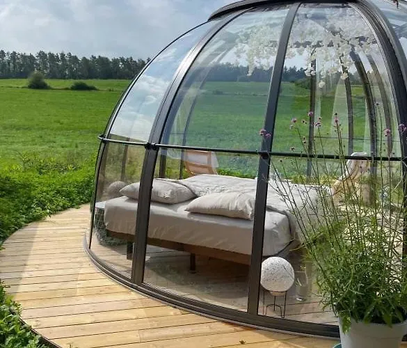 Au Clair De Ma Bulle Campismo de Luxo Marche-en-Famenne