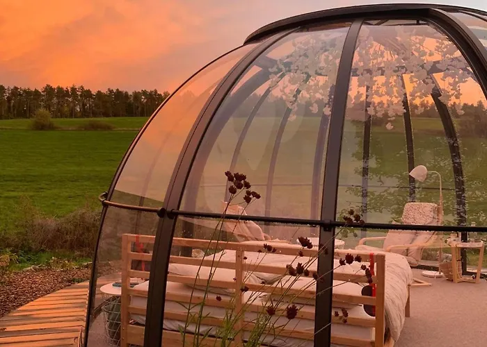 Au Clair De Ma Bulle Campismo de Luxo Marche-en-Famenne